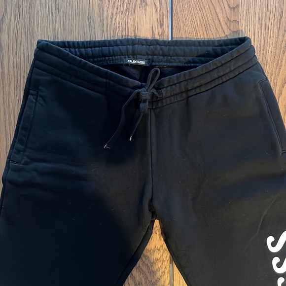 TALENTLESS Sweatpants - Picture 3 of 6